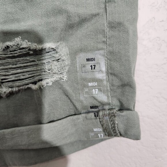 So Womens Olive Green Midi Low Rise Stretch Shorts Size 17 - Picture 3 of 16